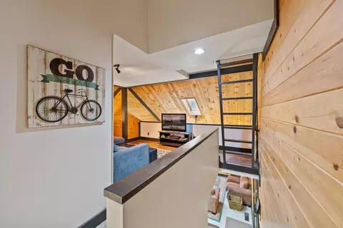 Entry Way - 57377 Overlook Rd, Sunriver, OR 97707 photo 1 of 3