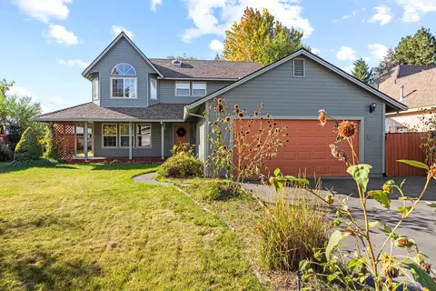 5112 Villa Dr, Klamath Falls, OR 97603