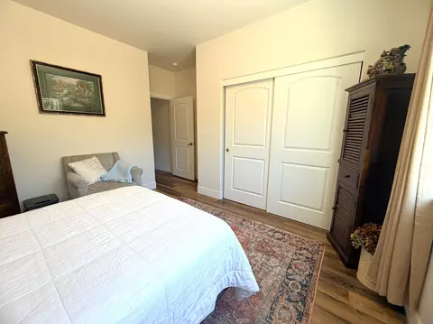 Bedroom - 340 Cedar Ridge Dr, Cave Junction, OR 97523 photo 6 of 6