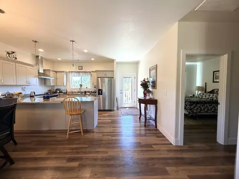 Entry Way - 340 Cedar Ridge Dr, Cave Junction, OR 97523 photo 3 of 4