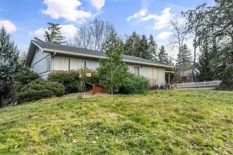 535 Applegate St, Jacksonville, OR 97530