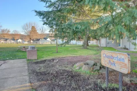 Other - 417 Crystal Dr, Eagle Point, OR 97524 photo 7 of 8