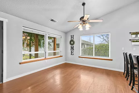 Dining - 388 Crystal Dr, Eagle Point, OR 97524 photo 1 of 1
