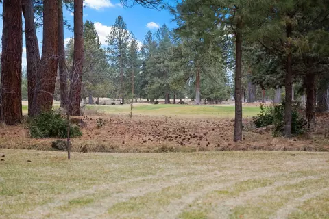 Exterior - 20380 Tailblock Rd, Bend, OR 97702 photo 8 of 9