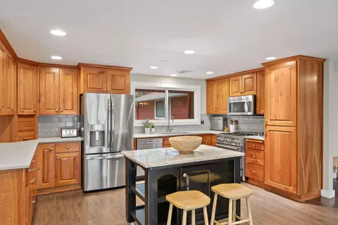Kitchen - 20380 Tailblock Rd, Bend, OR 97702 photo 2 of 5