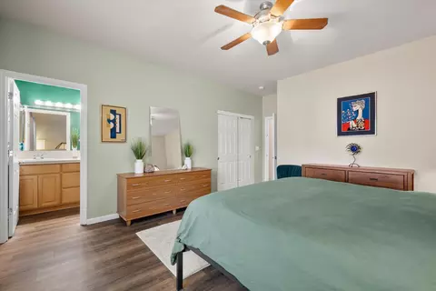 Bedroom - 301 SE Springer Ct, Bend, OR 97702 photo 5 of 5