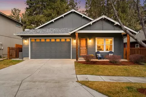 20302 SE Knightsbridge Pl, Bend, OR 97702