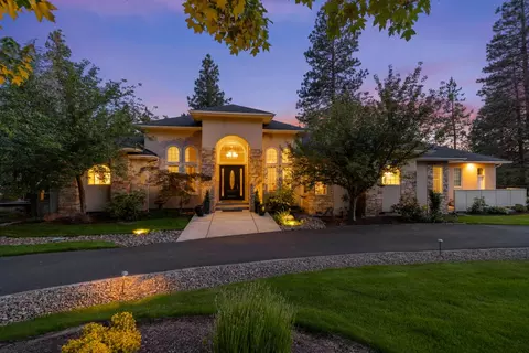 11810 Merganser Rd, Klamath Falls, OR 97601