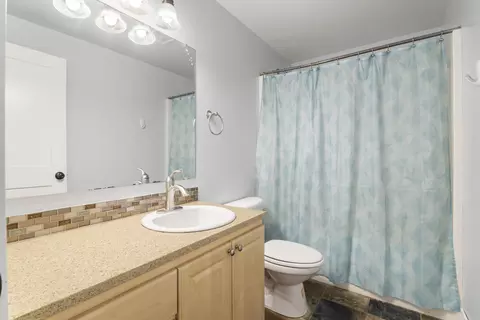 Bath - 51440 Jory Rd, La Pine, OR 97739 photo 1 of 2