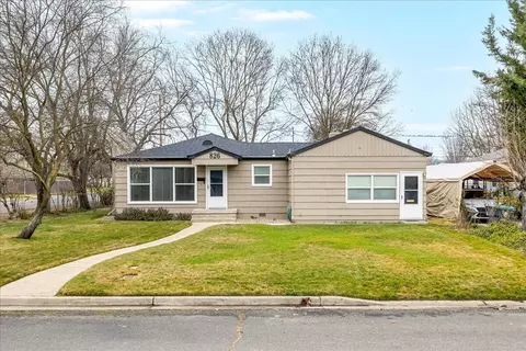 826 Grant Ave, Medford, OR 97501