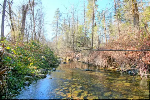 5000 Thompson Creek Rd, Applegate, OR 97530