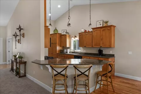 51 Broken Stone Way, Eagle Point, OR 97524 photo 10