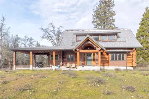 4420 Holland Loop Rd, Cave Junction, OR 97523