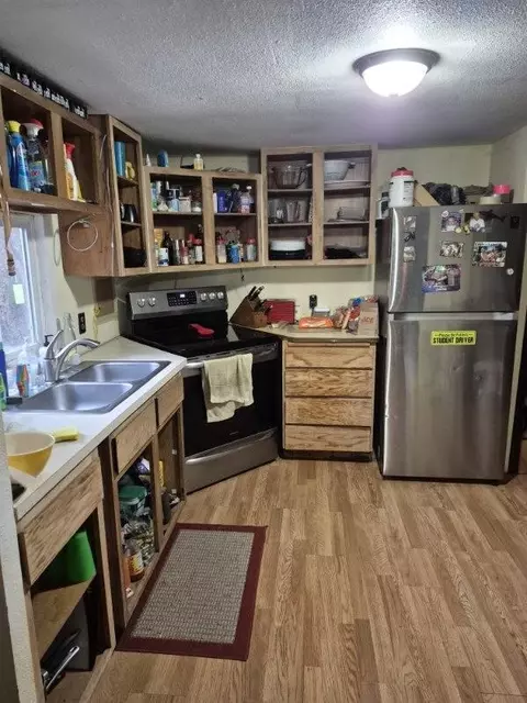 3351 Rogue River Hwy #8, Grants Pass, OR 97527