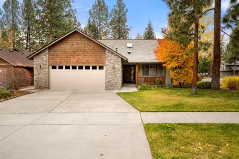 19895 Porcupine Dr, Bend, OR 97702