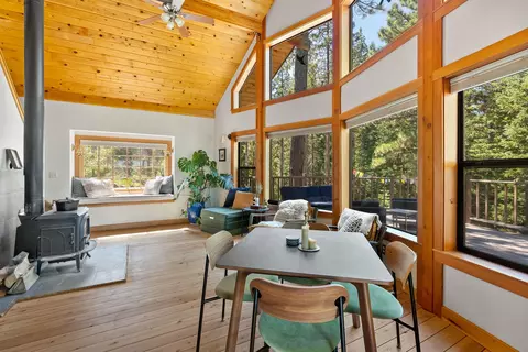 Dining - 16330 Skyline Dr, Bend, OR 97703 photo 1 of 3