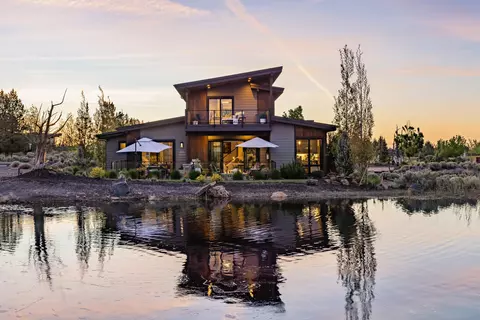 Exterior - 22993 Ghost Tree Ln, Bend, OR 97701 photo 8 of 10