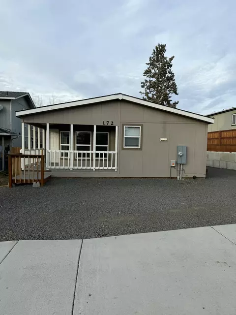 172 SW I St, Madras, OR 97741