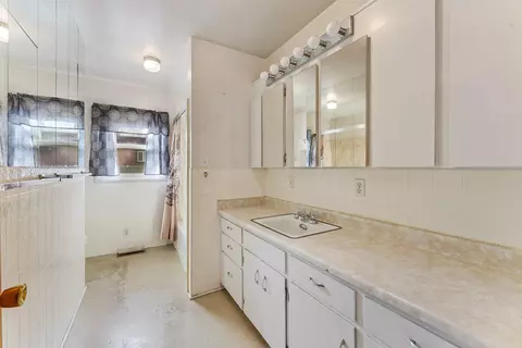 220 S 3rd St, Central Point, OR 97502 photo 19