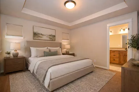 Bedroom - 20848 Gateway Dr, Bend, OR 97702 photo 2 of 3