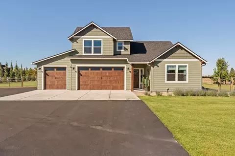 Exterior - 67276 Gist Rd, Bend, OR 97703 photo 1 of 12