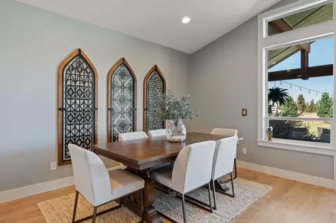 Dining - 67276 Gist Rd, Bend, OR 97703 photo 1 of 1