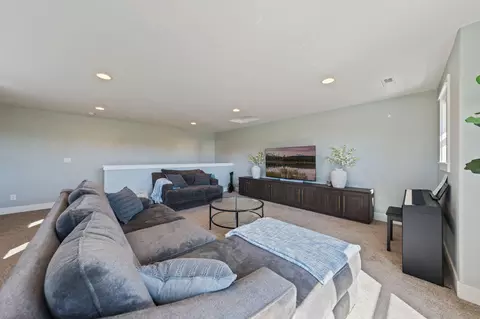 Other - 67276 Gist Rd, Bend, OR 97703 photo 7 of 15