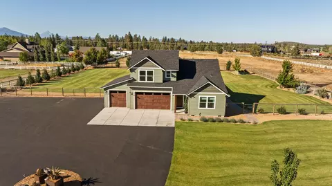 Exterior - 67276 Gist Rd, Bend, OR 97703 photo 12 of 12