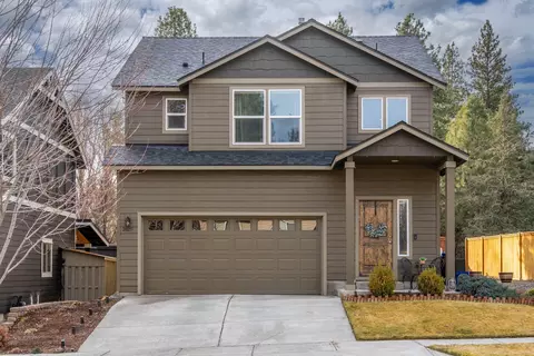 20297 SE Knightsbridge Pl, Bend, OR 97702