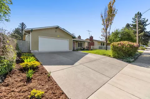 2627 Berkeley St, Klamath Falls, OR 97601