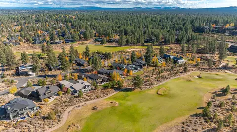 View/Area - 61475 Hackleman Ct, Bend, OR 97702 photo 3 of 9