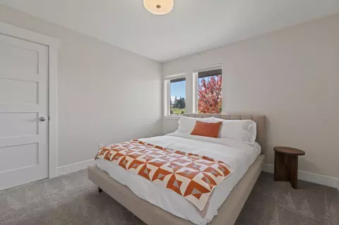 Bedroom - 61475 Hackleman Ct, Bend, OR 97702 photo 4 of 5