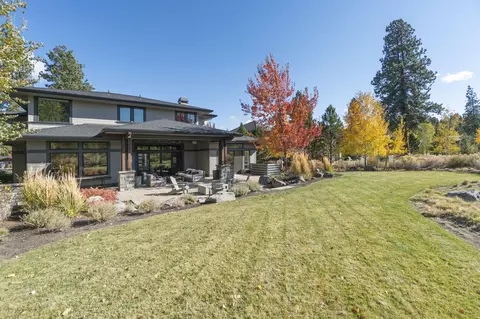 Exterior - 61475 Hackleman Ct, Bend, OR 97702 photo 15 of 17