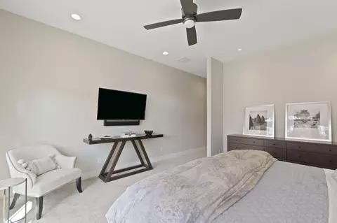 Bedroom - 61475 Hackleman Ct, Bend, OR 97702 photo 3 of 5