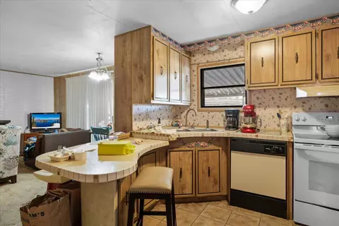 301 Freeman Rd UNIT 92, Central Point, OR 97502 photo 11