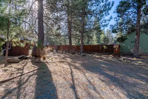 60626 River Bend Dr, Bend, OR 97702 photo 32
