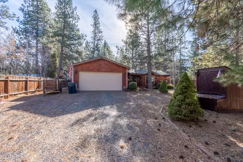 60626 River Bend Dr, Bend, OR 97702 photo 31