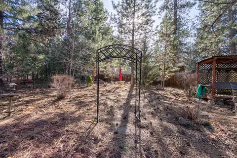 60626 River Bend Dr, Bend, OR 97702 photo 42