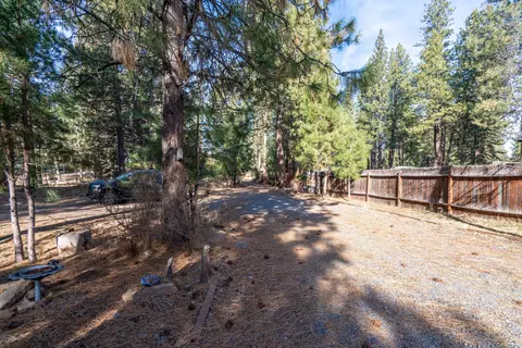 60626 River Bend Dr, Bend, OR 97702 photo 30
