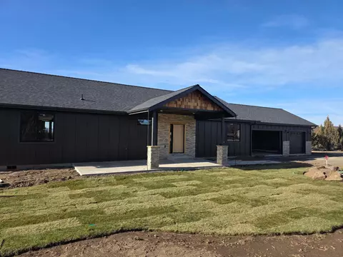 6822 SE Madison Ave, Prineville, OR 97754