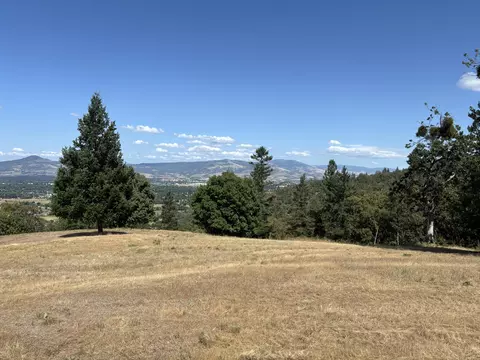 3575 S Stage Rd #LOT 6, Medford, OR 97501