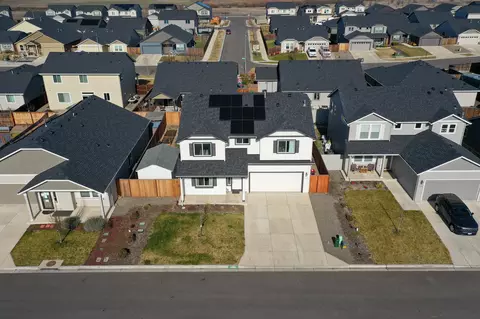 3529 Carlin Dr, Medford, OR 97504