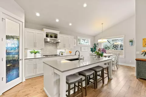 61100 SE Stari Most Loop, Bend, OR 97702 photo 11