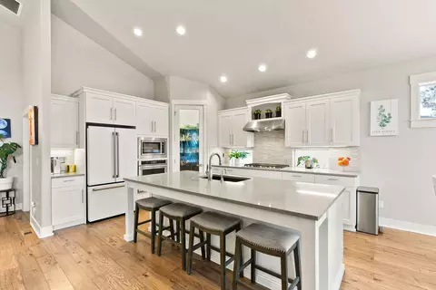 61100 SE Stari Most Loop, Bend, OR 97702 photo 12