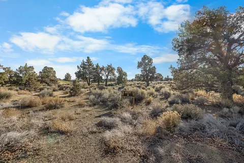 23123 Switchback Ct # 93, Bend, OR 97701 photo 3