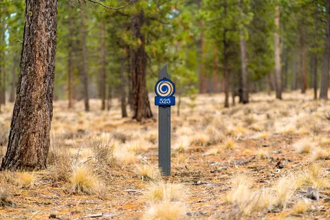 elk run drive, Bend, OR 97707