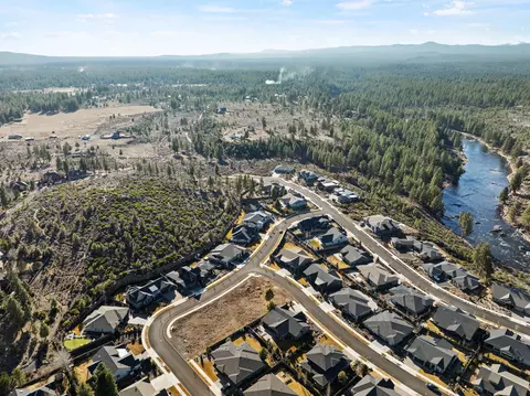 View/Area - 60836 SW Headwaters Loop, Bend, OR 97702 photo 3 of 15