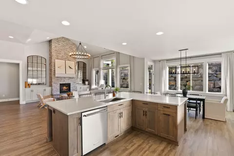 Kitchen - 60836 SW Headwaters Loop, Bend, OR 97702 photo 3 of 9