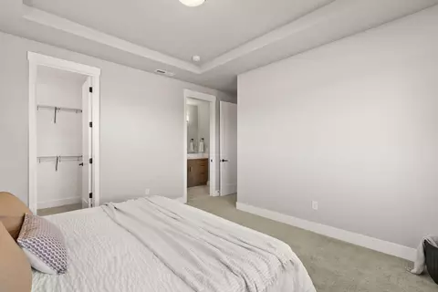 Bedroom - 60836 SW Headwaters Loop, Bend, OR 97702 photo 5 of 8