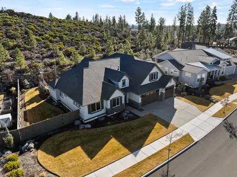 View/Area - 60836 SW Headwaters Loop, Bend, OR 97702 photo 2 of 15